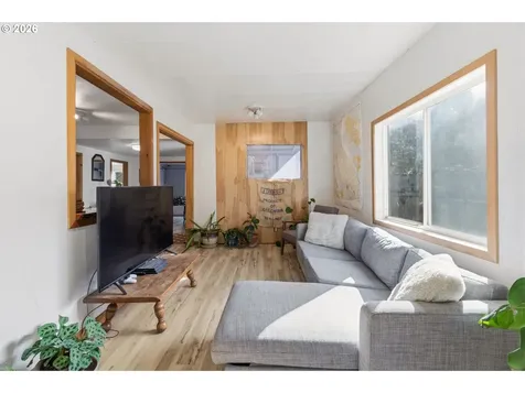 1375 Pleasant View Drive Cottage Grove OR 97424
