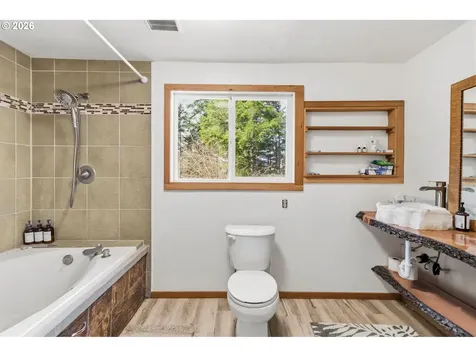 1375 Pleasant View Drive Cottage Grove OR 97424