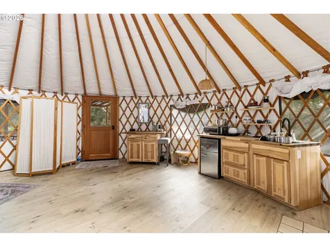 1375 Pleasant View Drive Cottage Grove OR 97424