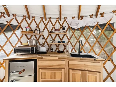 1375 Pleasant View Drive Cottage Grove OR 97424