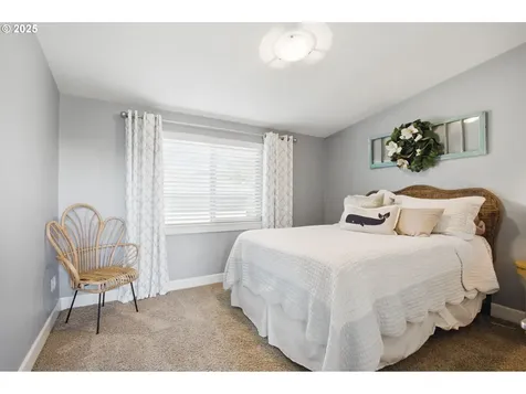 1512 SE Hawks View Court Vancouver WA 98664