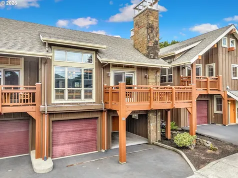 132 E Surfcrest Avenue Cannon Beach OR 97110
