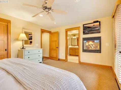 132 E Surfcrest Avenue Cannon Beach OR 97110