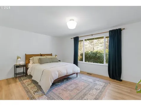 5033 SW Evelyn Street Portland OR 97219