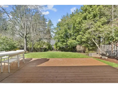5033 SW Evelyn Street Portland OR 97219