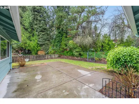 16540 SW Royalty Parkway Portland OR 97224