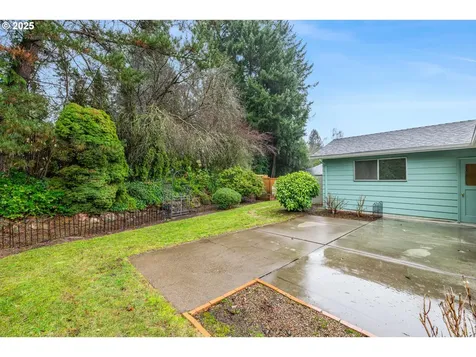 16540 SW Royalty Parkway Portland OR 97224