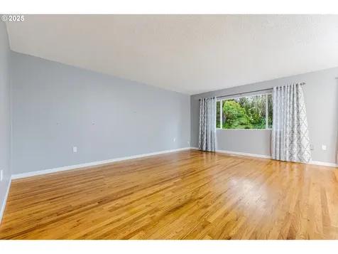 16540 SW Royalty Parkway Portland OR 97224