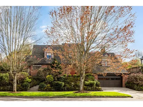 1128 NE Knott Street Portland OR 97212
