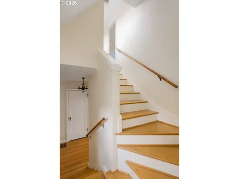 1128 NE Knott Street Portland OR 97212