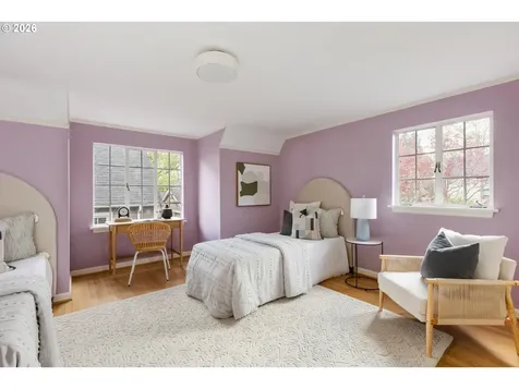 1128 NE Knott Street Portland OR 97212