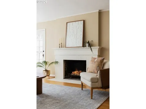 1128 NE Knott Street Portland OR 97212
