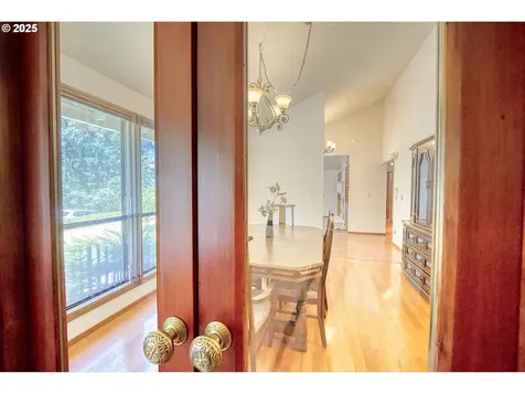 2626 Wakerobin Court West Linn OR 97068