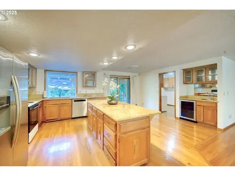2626 Wakerobin Court West Linn OR 97068