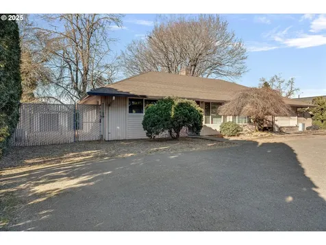 1759 NE Hogan Drive Gresham OR 97030