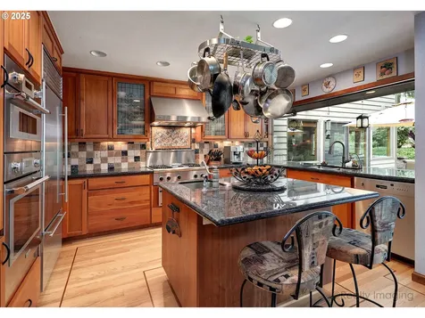 13985 NW Harvest Lane Portland OR 97229