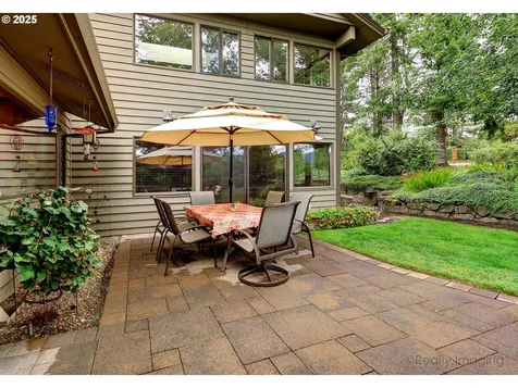 13985 NW Harvest Lane Portland OR 97229