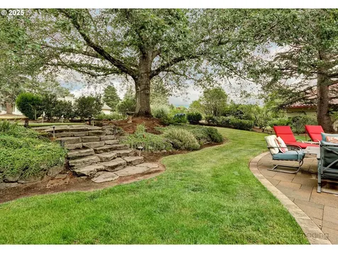 13985 NW Harvest Lane Portland OR 97229