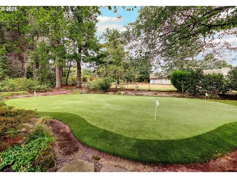 13985 NW Harvest Lane Portland OR 97229