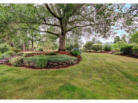 13985 NW Harvest Lane Portland OR 97229