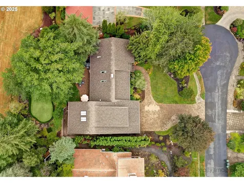 13985 NW Harvest Lane Portland OR 97229
