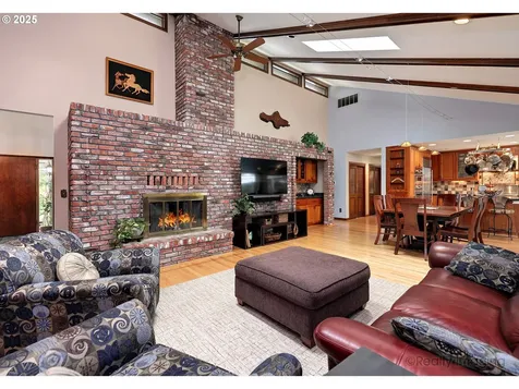 13985 NW Harvest Lane Portland OR 97229