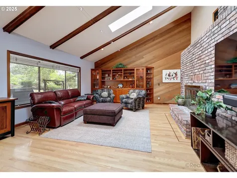 13985 NW Harvest Lane Portland OR 97229