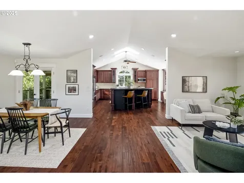289 G Avenue Lake Oswego OR 97034