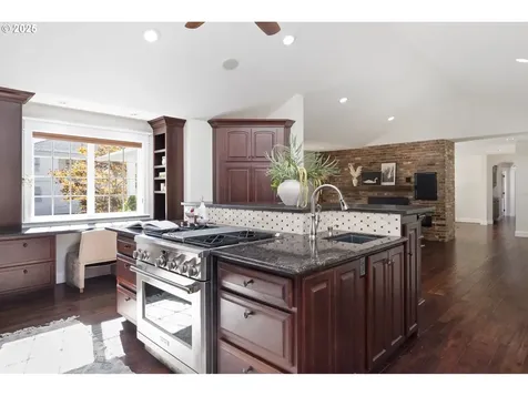 289 G Avenue Lake Oswego OR 97034
