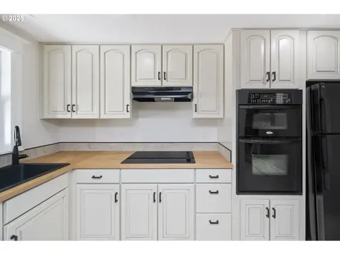 289 G Avenue Lake Oswego OR 97034