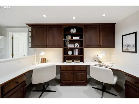 289 G Avenue Lake Oswego OR 97034