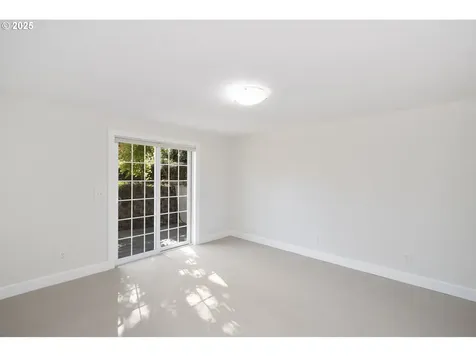 289 G Avenue Lake Oswego OR 97034