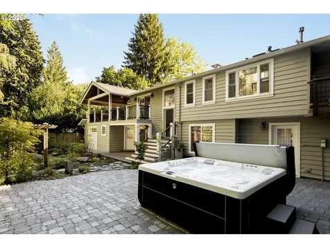 289 G Avenue Lake Oswego OR 97034