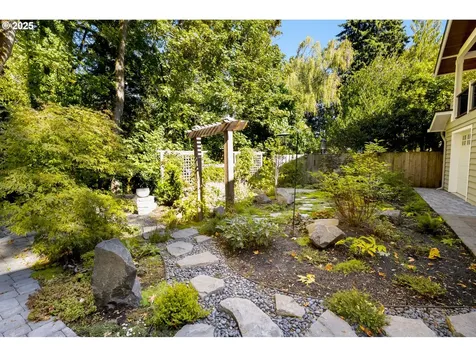289 G Avenue Lake Oswego OR 97034