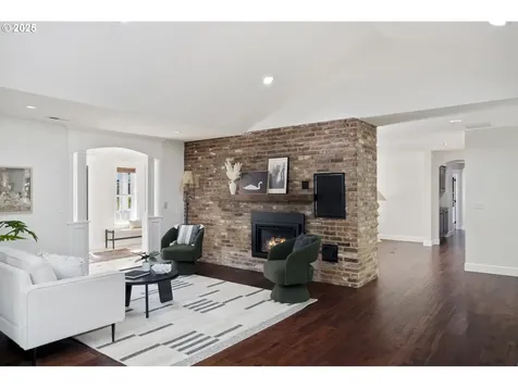 289 G Avenue Lake Oswego OR 97034