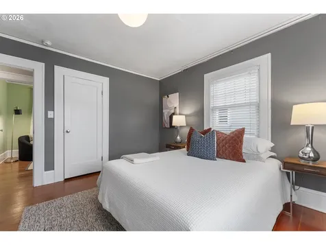 3527 NE 71st Avenue Portland OR 97213
