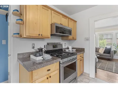 3527 NE 71st Avenue Portland OR 97213