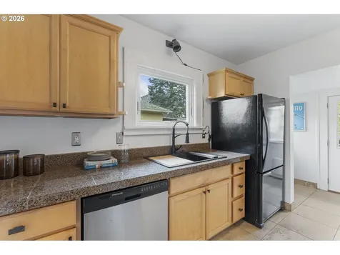 3527 NE 71st Avenue Portland OR 97213