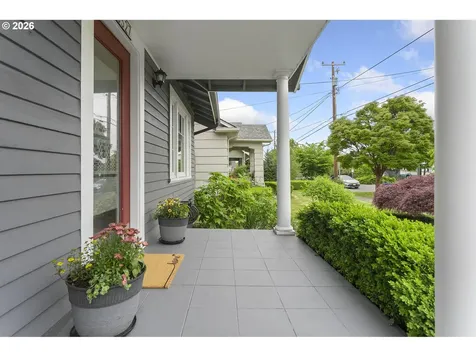 3527 NE 71st Avenue Portland OR 97213