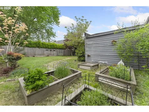 3527 NE 71st Avenue Portland OR 97213
