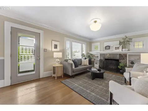 3527 NE 71st Avenue Portland OR 97213