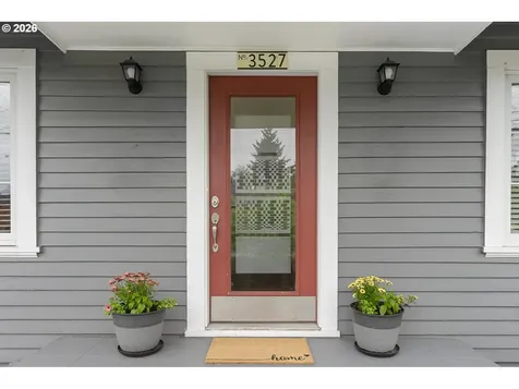 3527 NE 71st Avenue Portland OR 97213