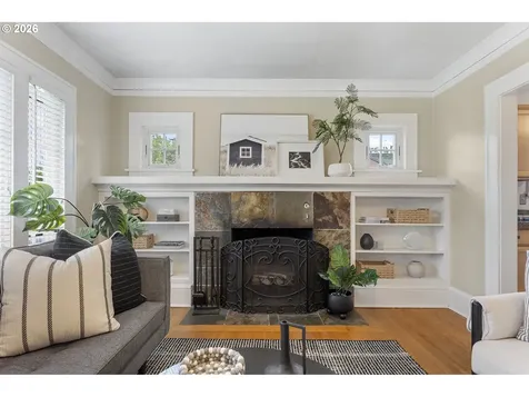3527 NE 71st Avenue Portland OR 97213