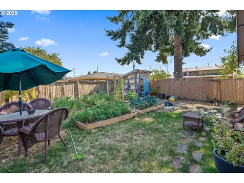 6732 SE 56th Avenue Portland OR 97206