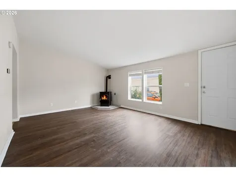 1000 S Mckern Court Newberg OR 97132