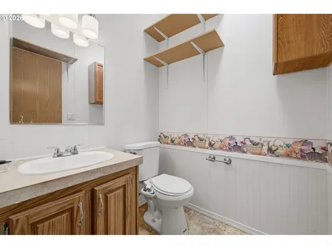 1000 S Mckern Court Newberg OR 97132