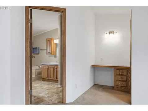1000 S Mckern Court Newberg OR 97132