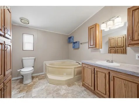 1000 S Mckern Court Newberg OR 97132
