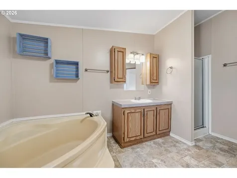 1000 S Mckern Court Newberg OR 97132