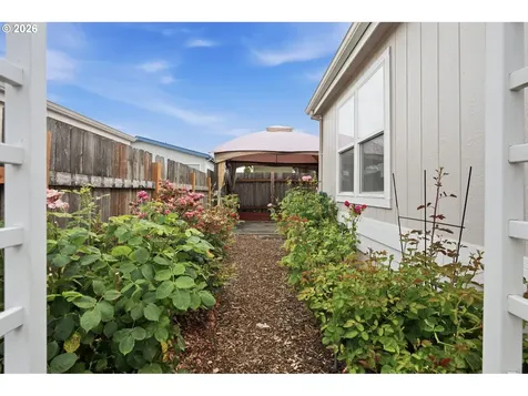 1000 S Mckern Court Newberg OR 97132